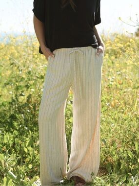 Carly Jean Los Angeles Isla Pants Natural Stripped size Small